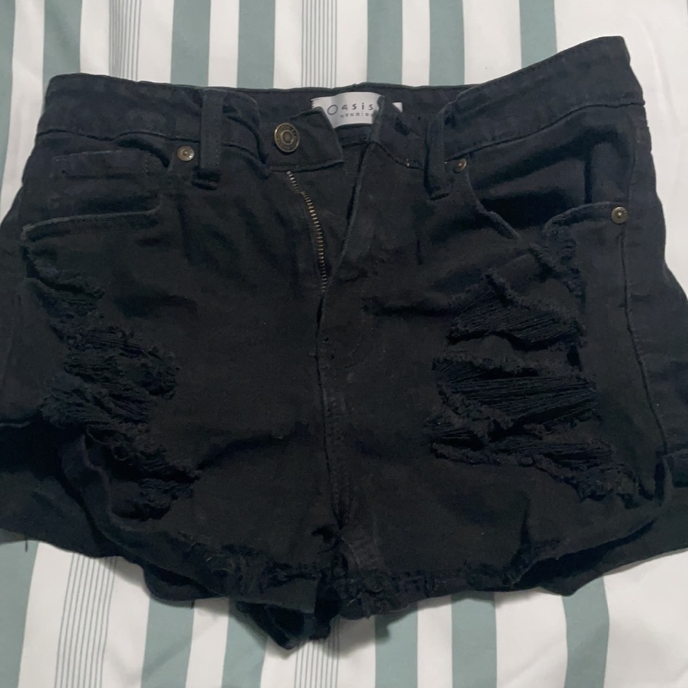 Shorts - Picture 2 of 2